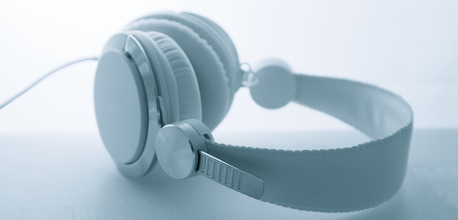 Headphone